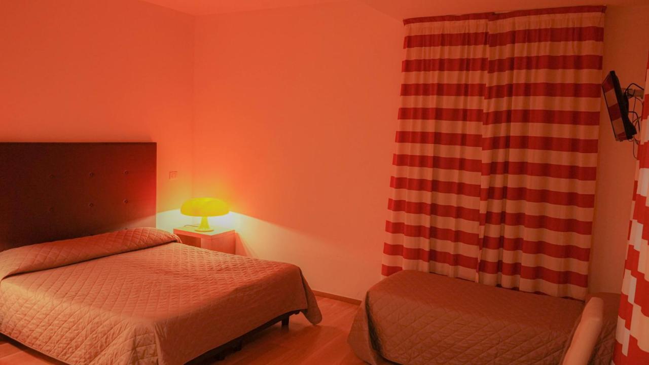 Le Querce Hotel Сальсомаджоре-Терме Экстерьер фото
